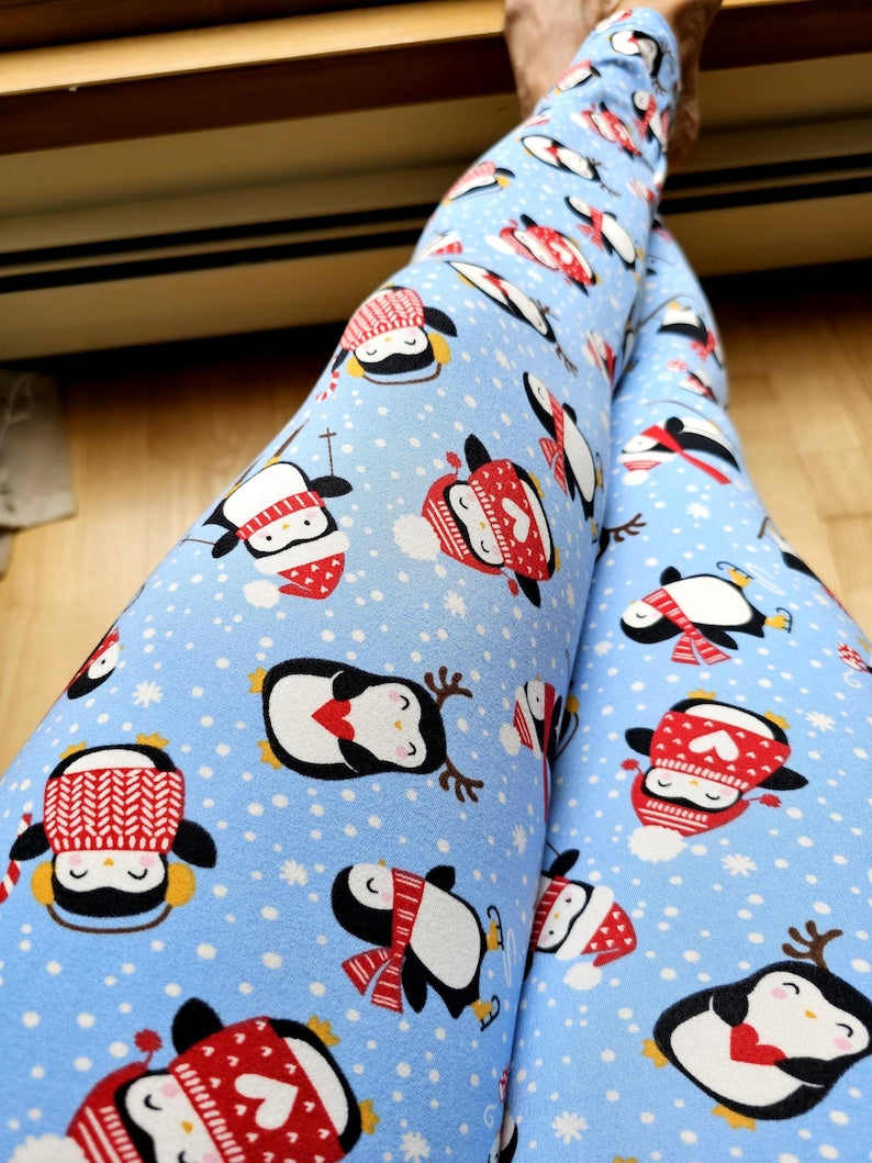 Ultra Soft Women's Christmas Leggings: Festive Holiday Winter Print, Yoga Pants