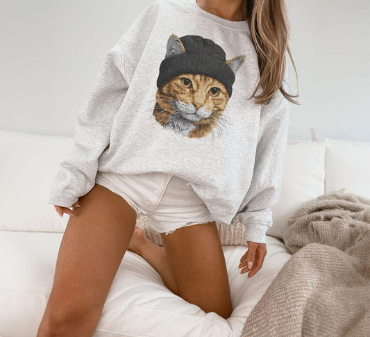 Retro Orange Tabby Cat Wearing Beanie Vintage Kitty Unisex Sweatshirt