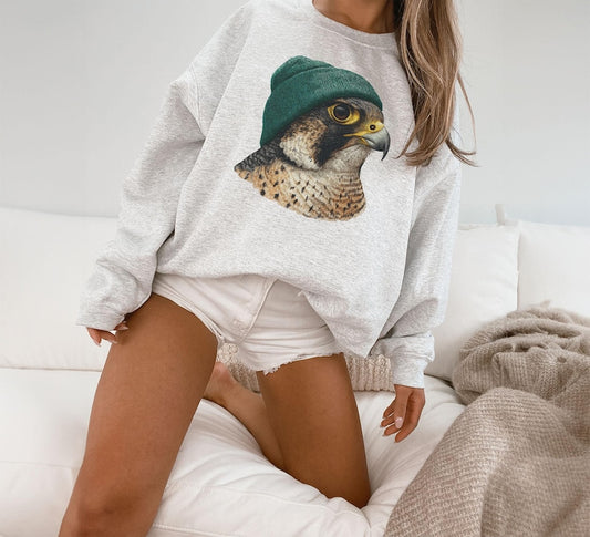 Retro Peregrine Falcon Wearing Beanie Vintage Birding Birdwatching Unisex Sweatshirt