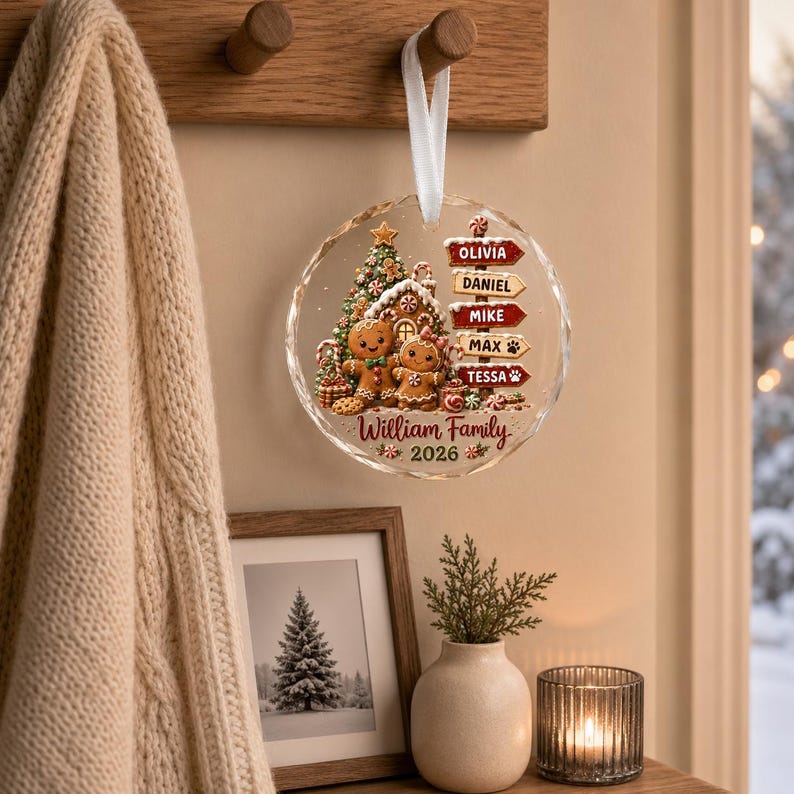 Personalized Family Christmas Ornament 2026, Custom Name Gingerbread Signpost, Glass Tree Keepsake, Gift for Parents & Grandparents