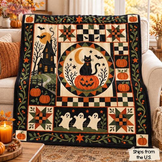 Halloween Patchwork Print Blanket, Black Cat Pumpkin Throw, Vintage Style Haunted House and Ghost Design, Rustic Autumn Farmhouse Home Decor