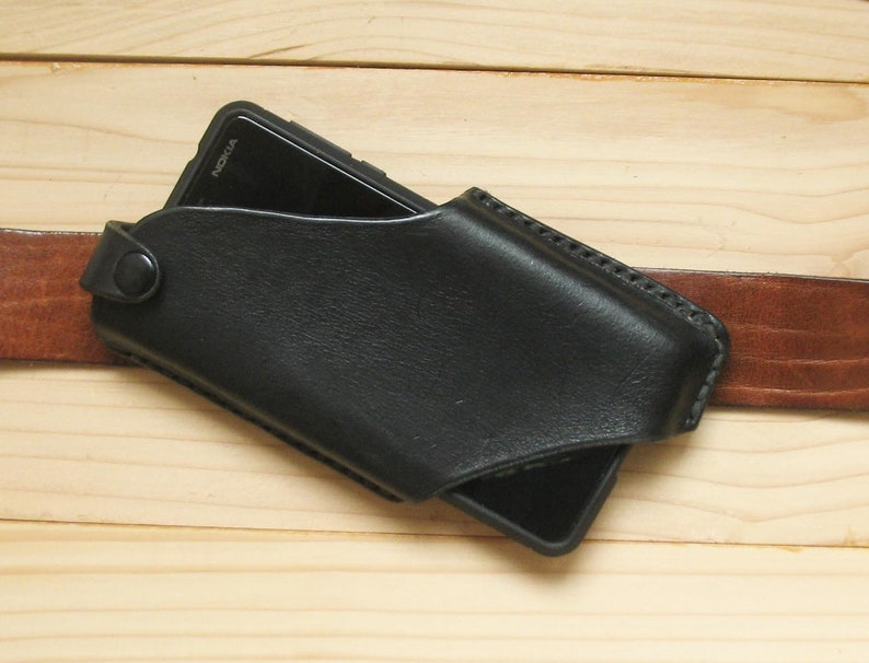 Minimalist Leather Phone Belt Holster: Custom Handmade Case