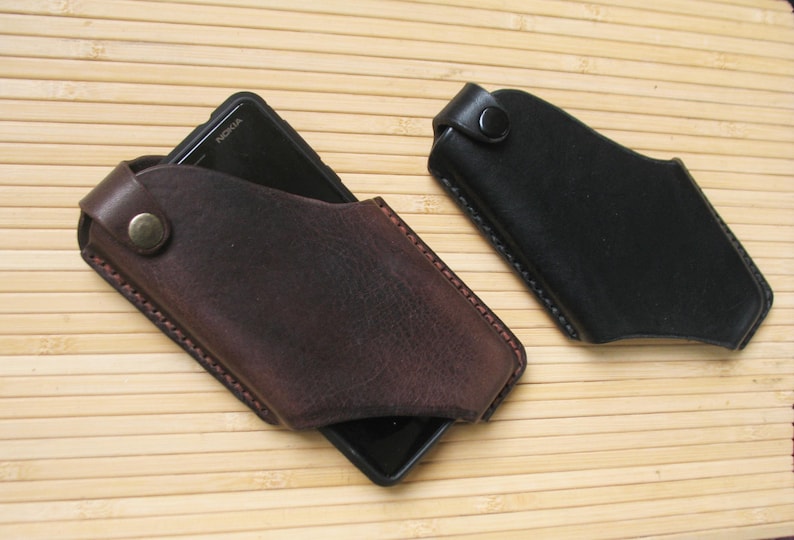 Minimalist Leather Phone Belt Holster: Custom Handmade Case