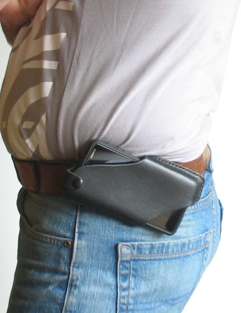 Minimalist Leather Phone Belt Holster: Custom Handmade Case