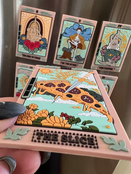 The Slice Pizza Tarot Card PVC soft rubber 3D magnet, tarot card refrigerator magnet, the slice tarot card refrigerator 3D magnet