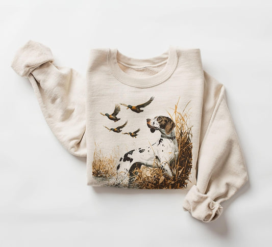Retro German Shorthaired Pointer Dog & Mallard Ducks Sweatshirt - 90s Vintage GSP Hunting Duck Outfit - Boho Unisex Crewneck Sweatshirt