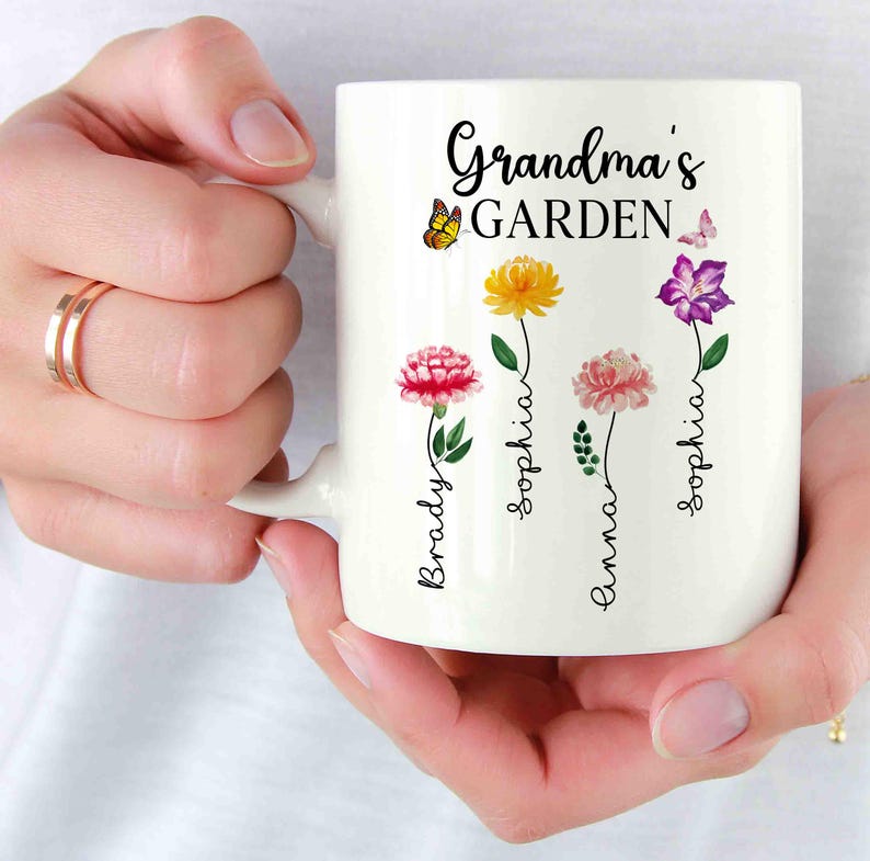Personalized Grandma's Garden Bottle Light, Mothers Day Gifts, Grandma Birthday Gifts, Gifts For Grandma, Custom Birth Month Flowers Lamp