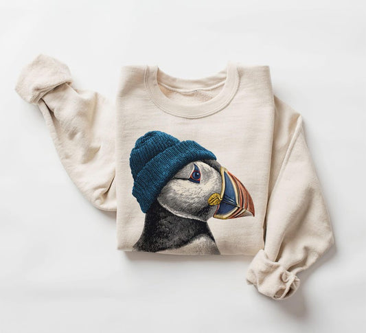 Atlantic Puffin Wearing Beanie Sweatshirt – Birding Wildlife Crewneck, Camping & Hiking Gift, Retro 90s Unisex Cute Bird Outdoors Pullover