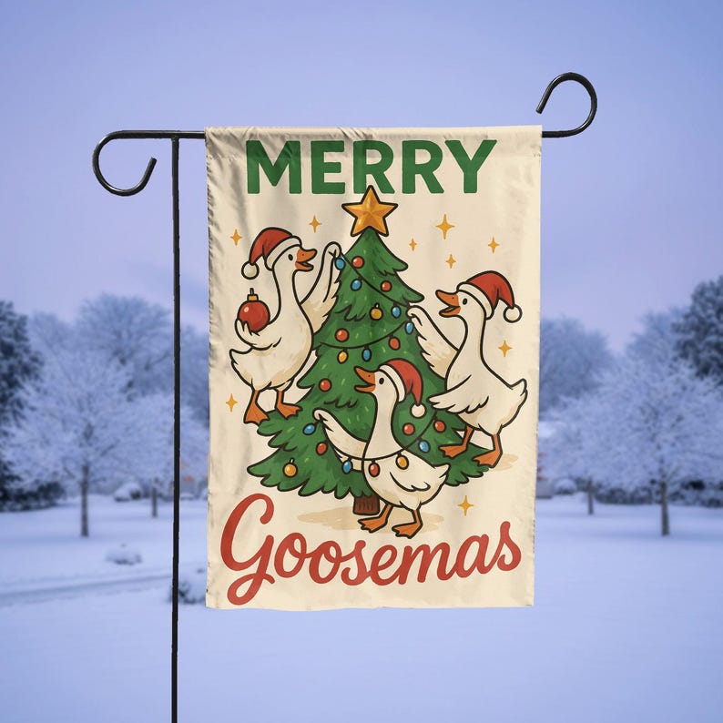 Funny Goose Christmas Flag, Merry Goosemas Garden Flag, Holiday Outdoor Yard Decoration, Cute Geese with Tree Christmas Banner Decor Gift
