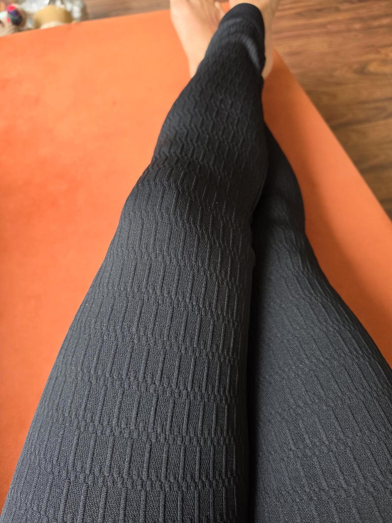 Textured Fleece Lined Winter Leggings: High Waist Seamless Assorted Black Pattern