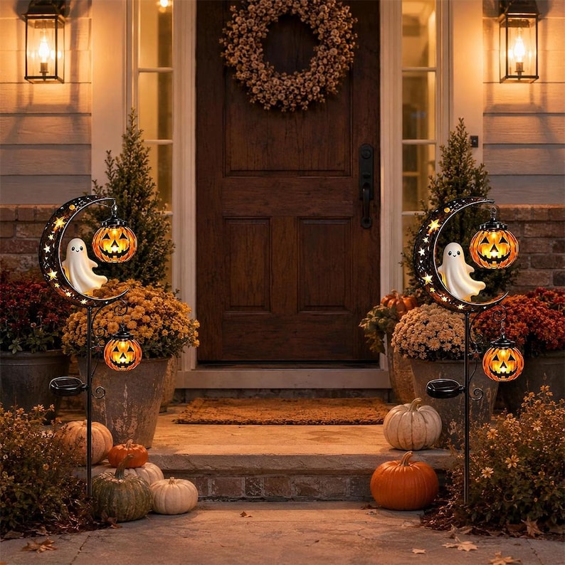 Solar Halloween Garden Stake,Ghost Pumpkin Lanterns Yard Light, Outdoor Fall Pathway Decor, Holiday Garden Gift, Halloween Gift