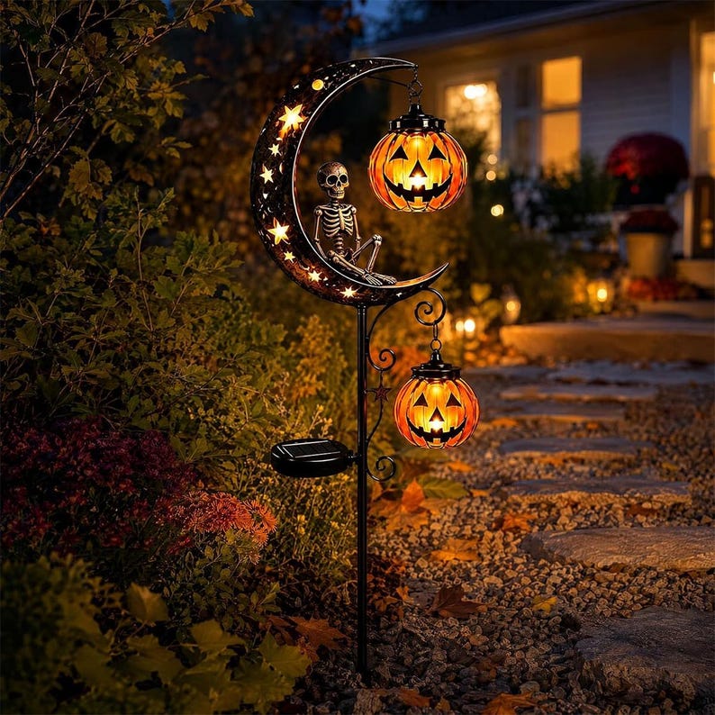 Solar Halloween Garden Stake,Ghost Pumpkin Lanterns Yard Light, Outdoor Fall Pathway Decor, Holiday Garden Gift, Halloween Gift