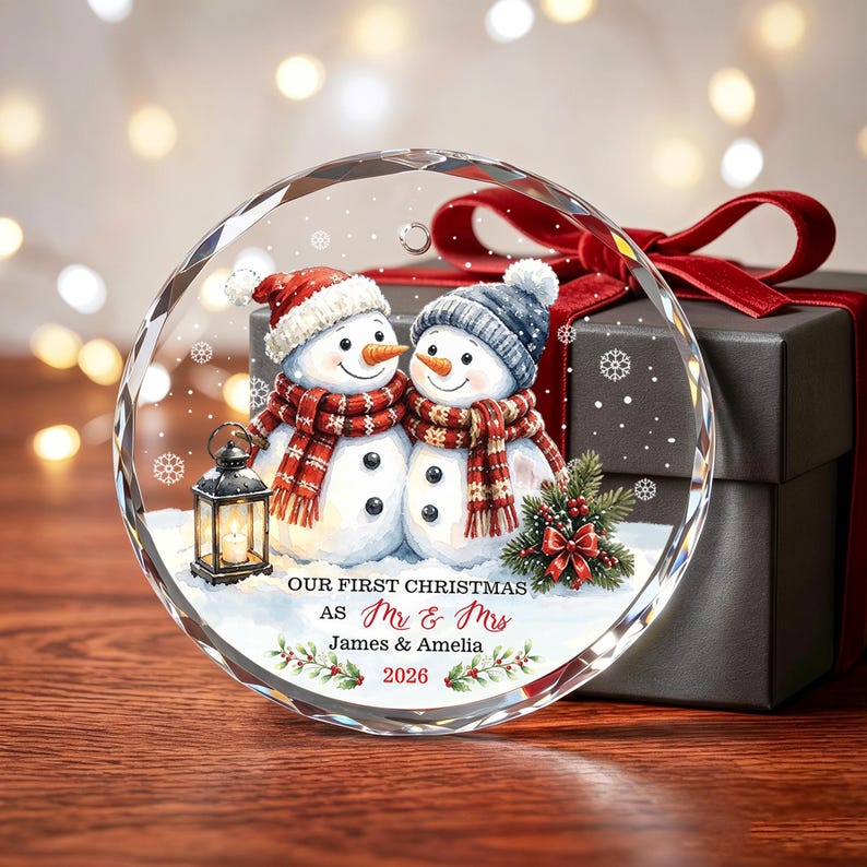Mr and Mrs Christmas Ornament, Personalized Couple Xmas Ornament, Snowman Couple Bauble, Our First Christmas Married Keepsake, Wedding Gift