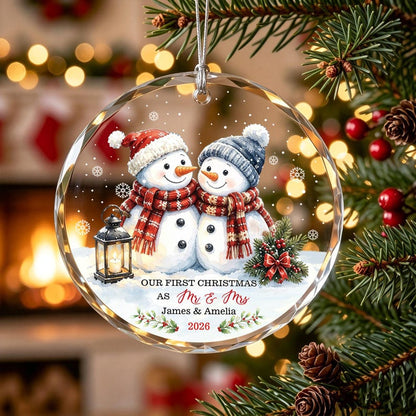 Mr and Mrs Christmas Ornament, Personalized Couple Xmas Ornament, Snowman Couple Bauble, Our First Christmas Married Keepsake, Wedding Gift